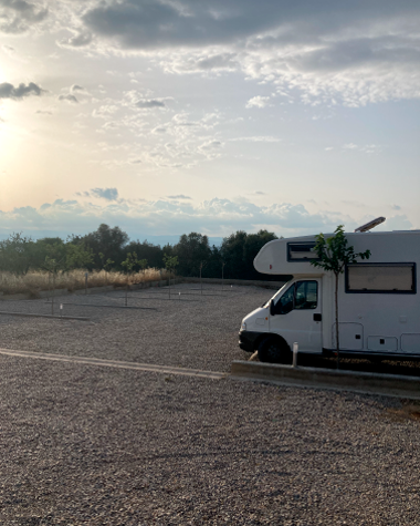 instalaciones-area-camper-vilafames-slide3